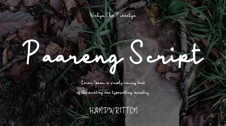 Paareng Script Font